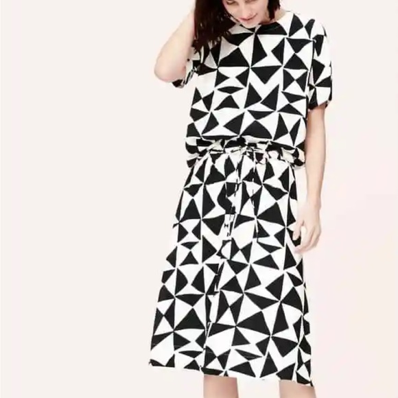 Loft Geometric Black & White Top - Picture 6 of 6